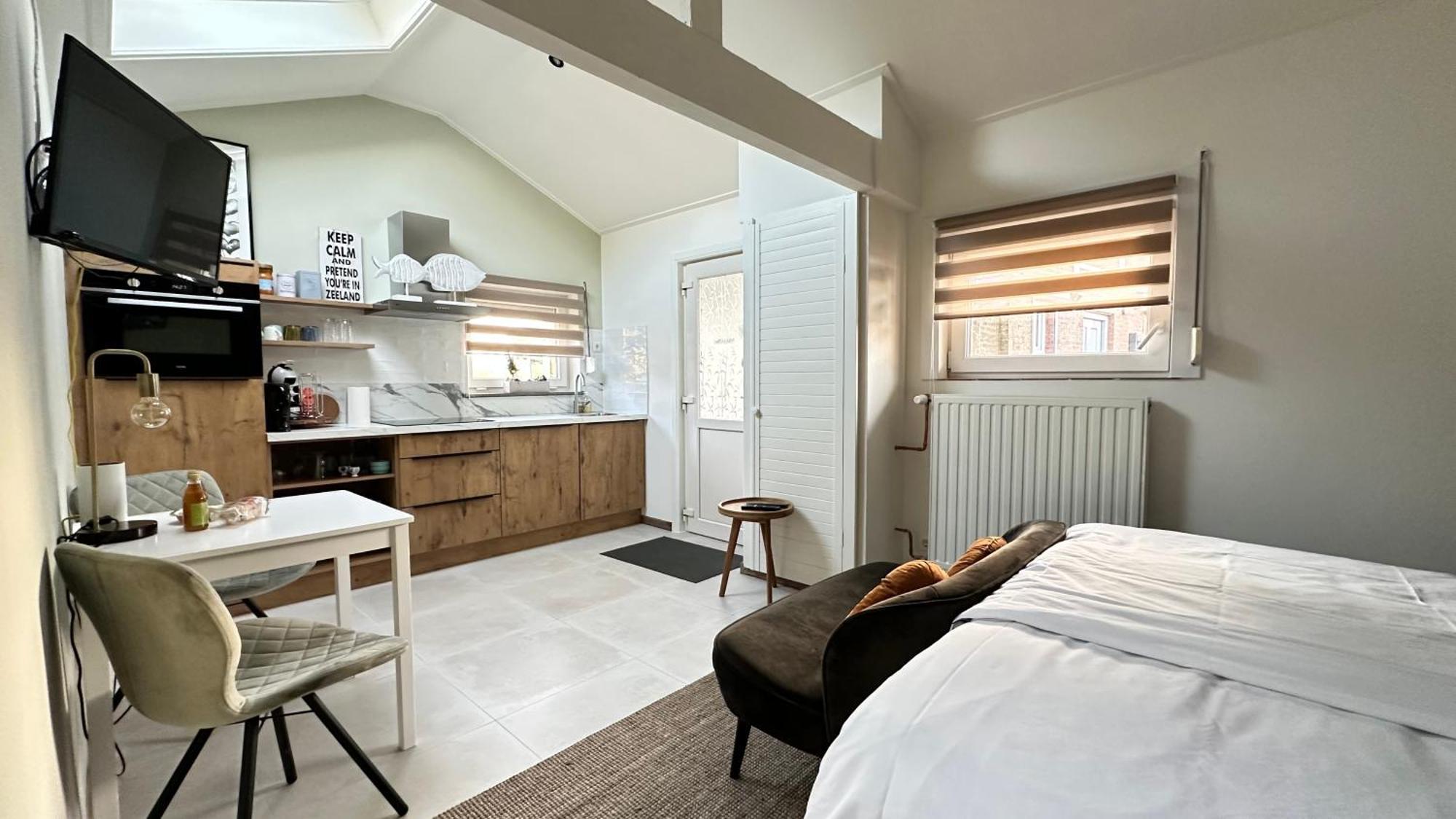 Slapen Bij De Zeeuwse Lala Bed & Breakfast IJzendijke Ngoại thất bức ảnh