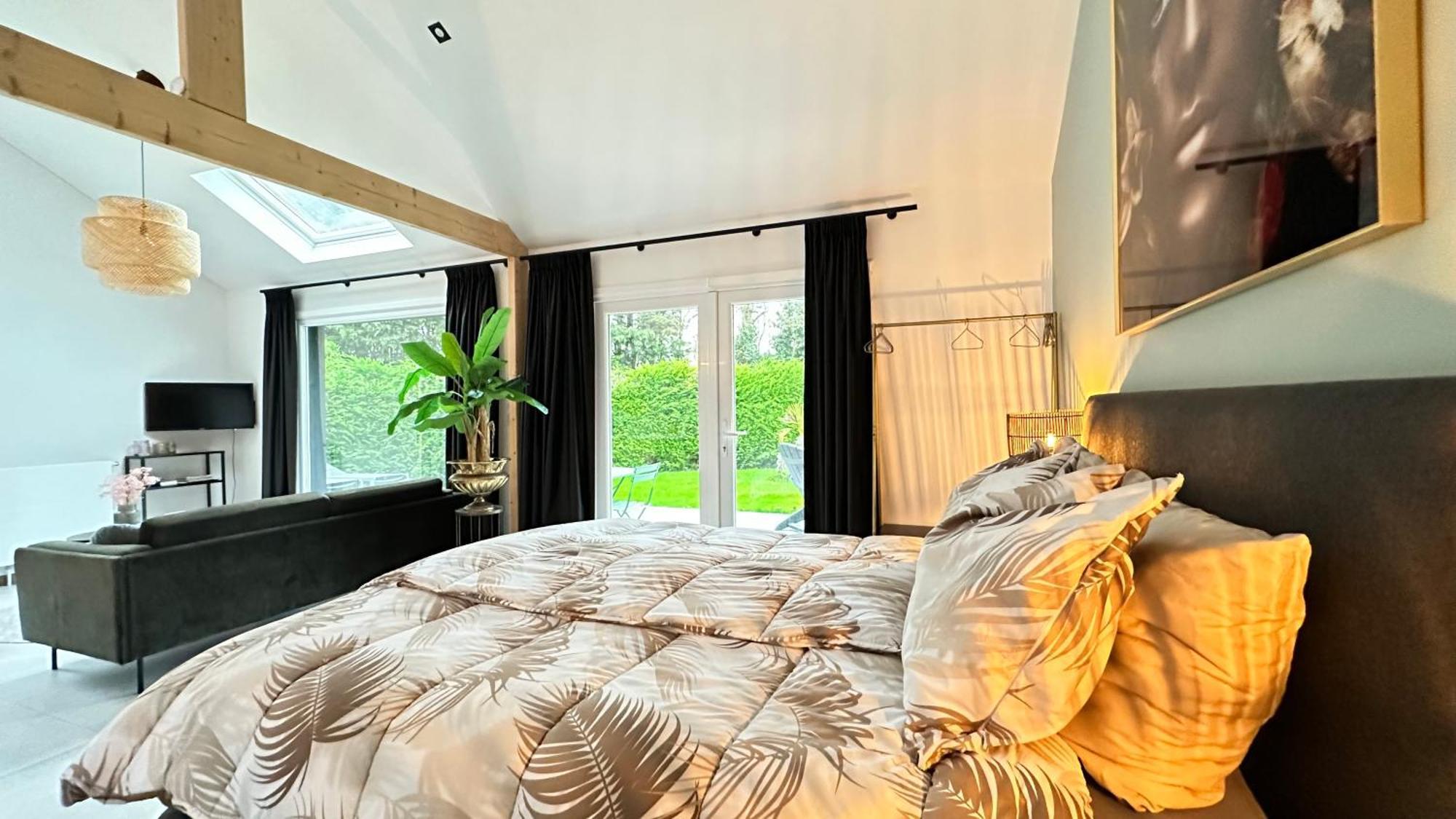 Slapen Bij De Zeeuwse Lala Bed & Breakfast IJzendijke Ngoại thất bức ảnh
